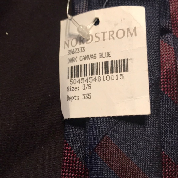 Burberry London Skinny Tie - Picture 3 of 4